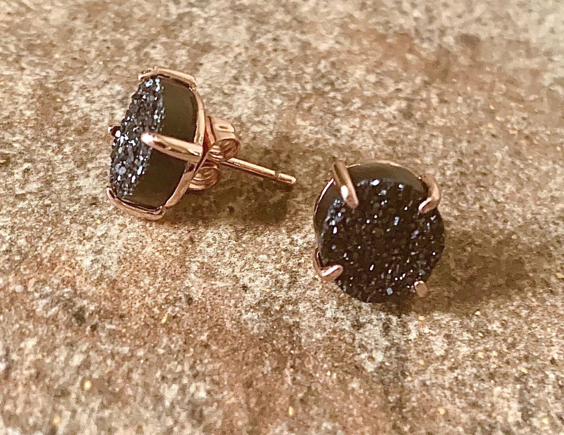 Rosegold Schwarze Druzy Ohrstecker von DruzyRocksBoutique