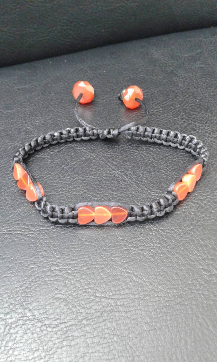 Herzförmiges Rot Aus Achat Verstellbare Armband Herzförmiges Rot Aus Achat Verstellbare Armband von Druzyfloozy