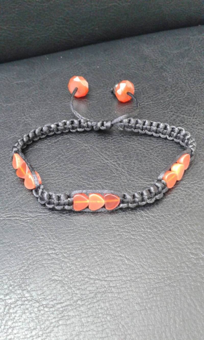 Herzförmiges Rot Aus Achat Verstellbare Armband Herzförmiges Rot Aus Achat Verstellbare Armband von Druzyfloozy