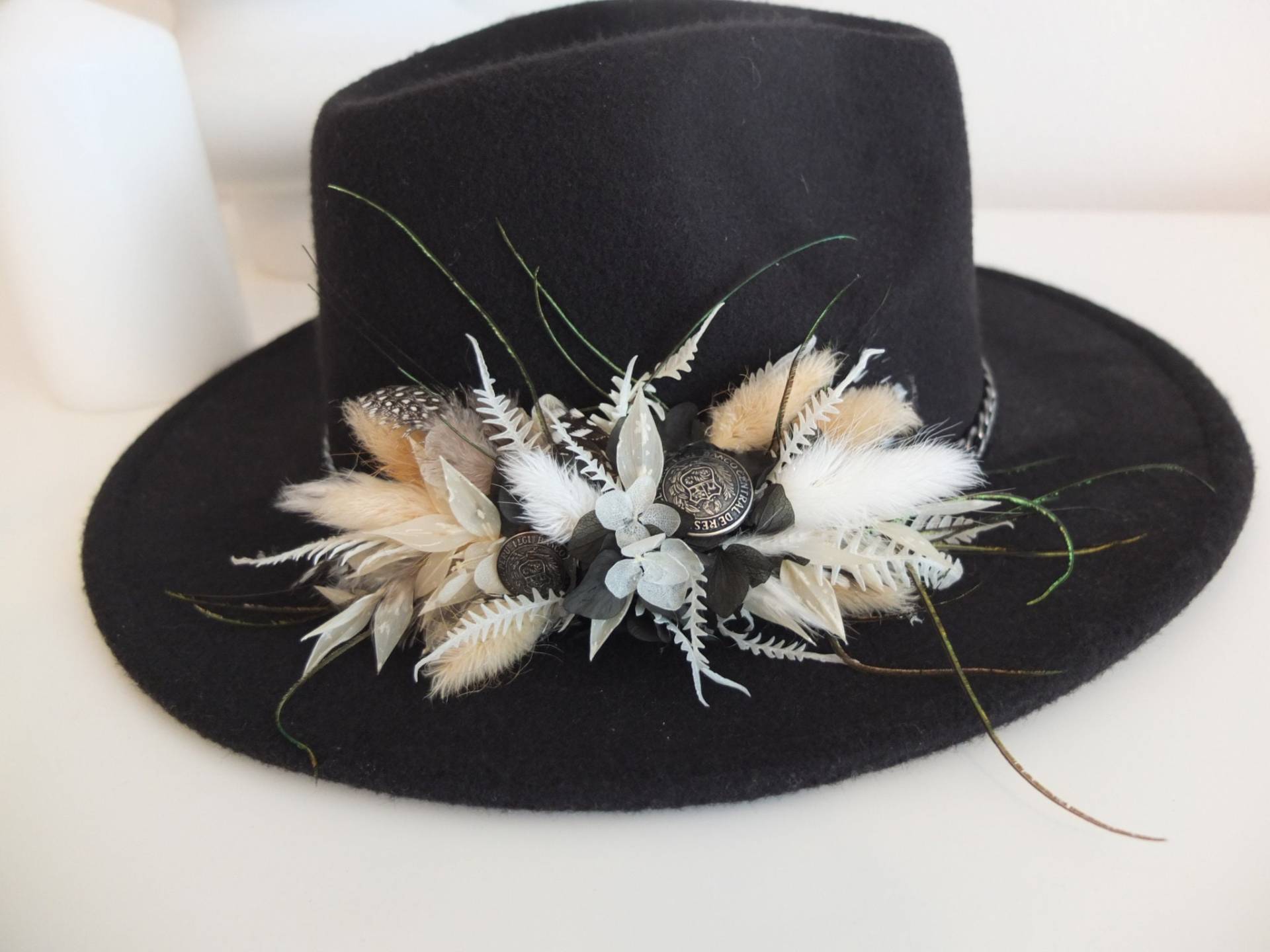 Hutschmuck Hutbrosche Oktoberfest Accessoires Hutschmuck Hutbrosche Oktoberfest Accessoires von FarnandWilder