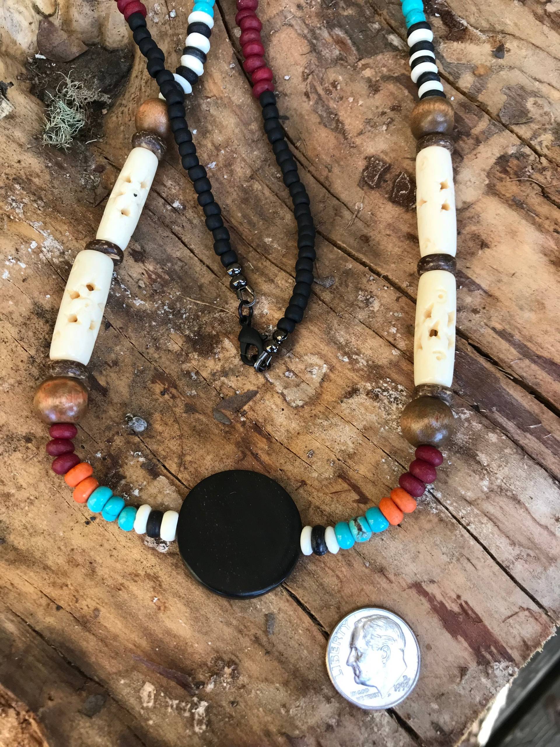 Afrikanisch Inspirierte Knochenperlenkette Holz & Samenperlenakzent von DryaduirDesign