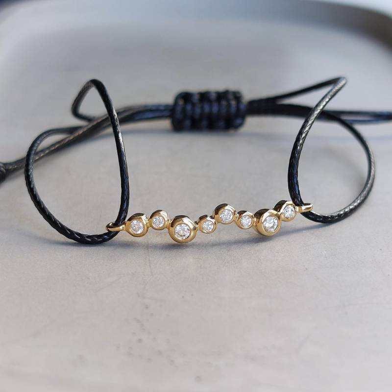 Tiefschwarzes Brillantarmband 750 Gold Lässig Edles Kordelarmband Mit 0, 2 Ct. Tw Si Diamantbesetztem Mittelsteg Aus Massivgold - Dsiho von Dsiho