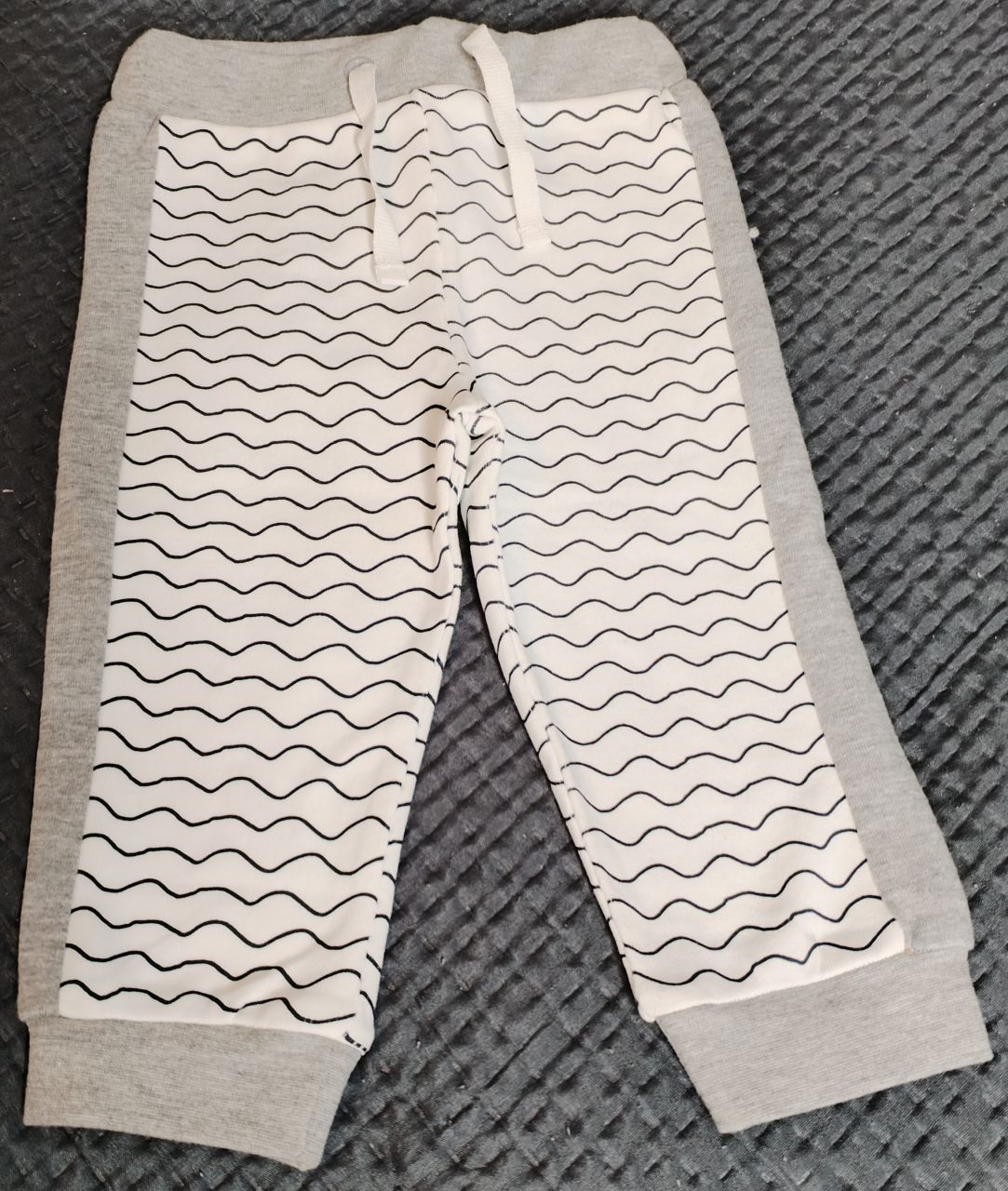 Ducky Beau Jogginghose Hose grau Junge von Ducky Beau