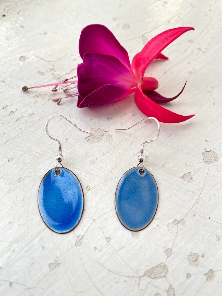 925 Silber Emaille Ohrringe Blau, Schmuck, Ohrhänger, Ohrhaken, Emailleschmuck, Handmade, Kupfer, Oval, Enamel, Glas Schmuck von Dudetita