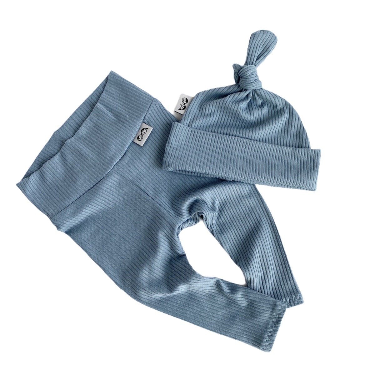 Chambray-Rippen-Leggings Und Knotenmütze/Frühchen-Jungen-Kleidung Coming-Home-Outfit Für Neugeborene Babyhose Mütze/Outfit-Set Jungen Oder Mädchen von DudisDesign