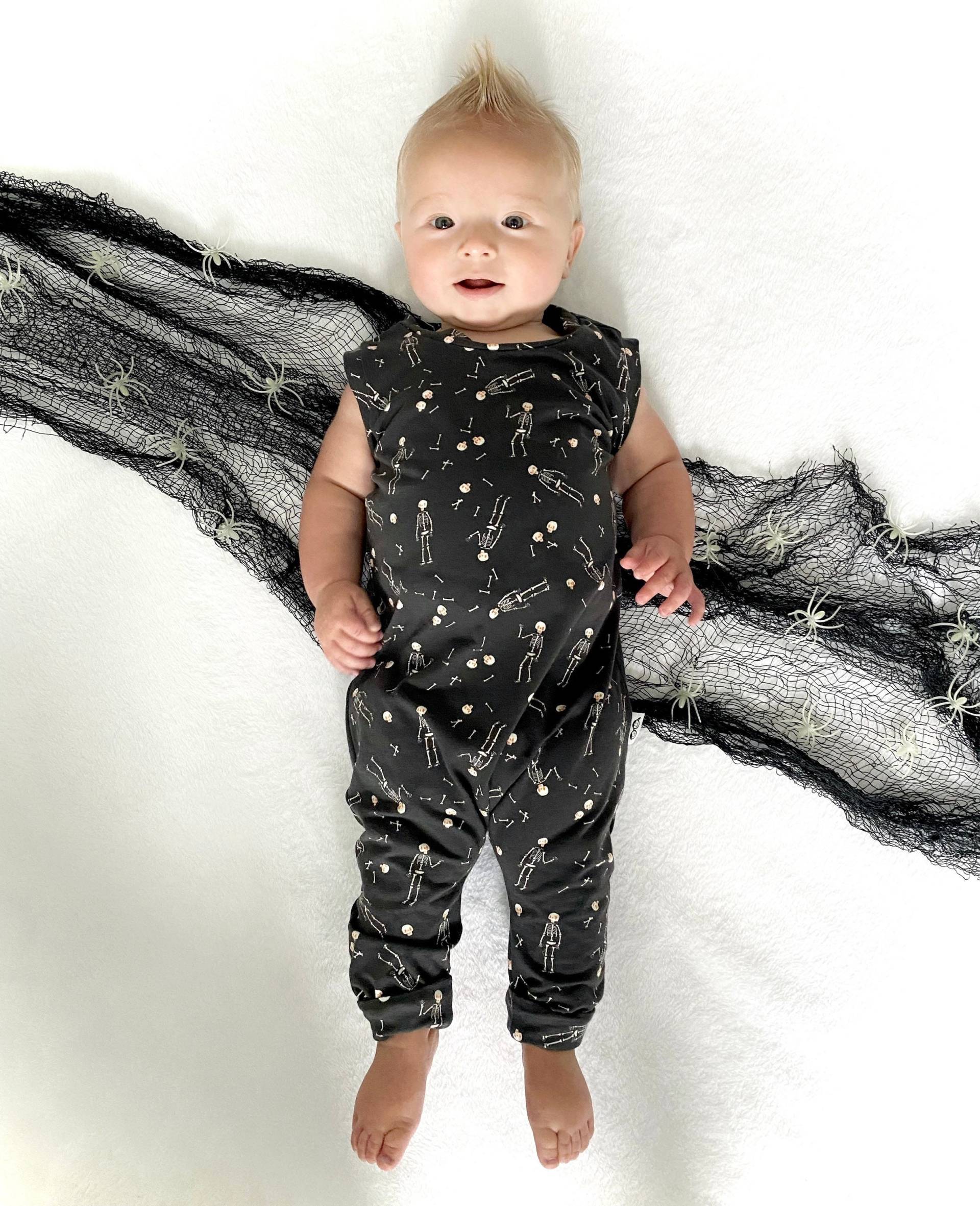 Skelett Halloween Harem Baby Kleidung Strampler Mädchen Sommer Ärmellos Unisex Overall Outfit Für von DudisDesign