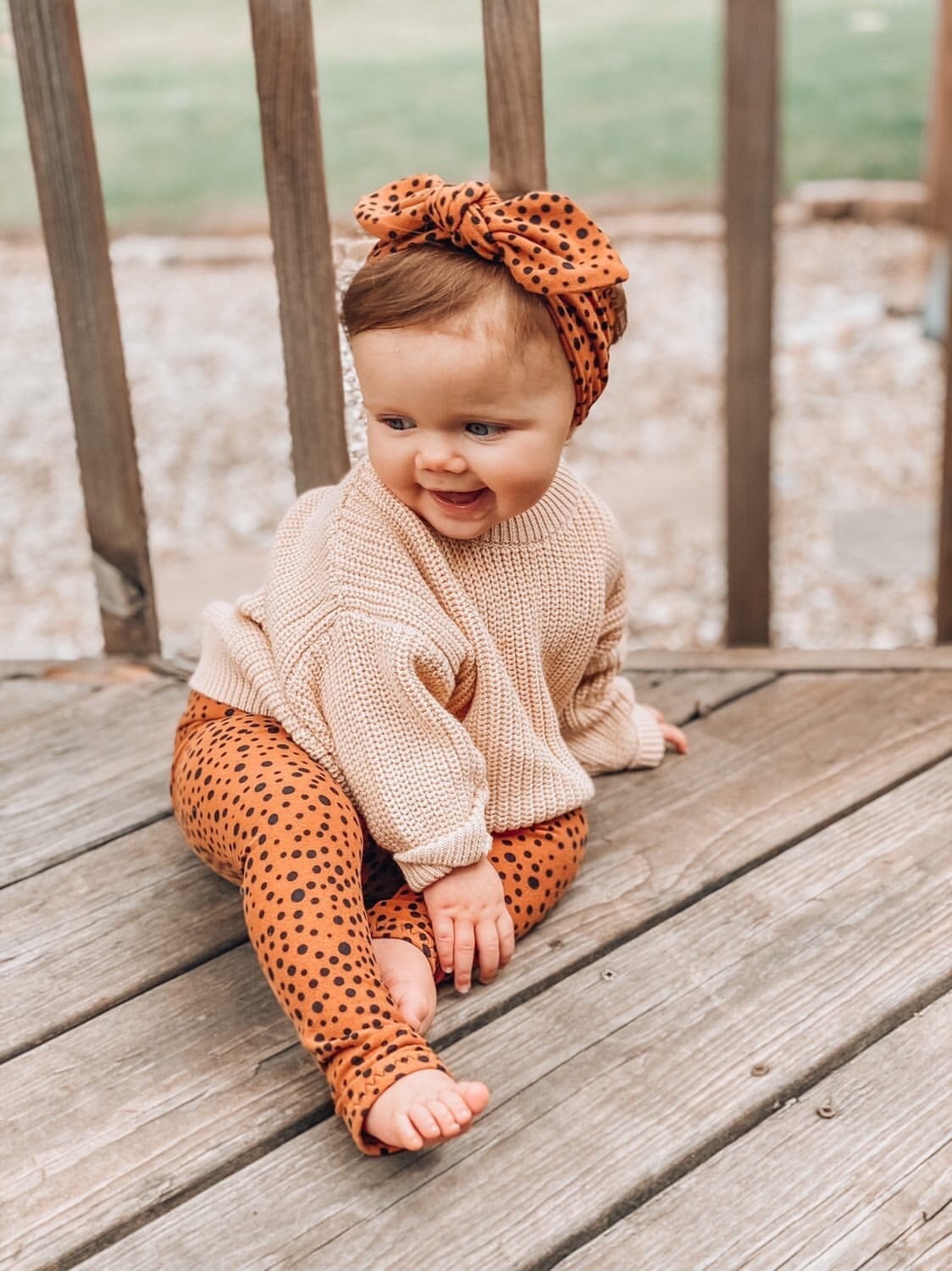 Tan Brush Dot Leggings Und/Oder Top Knot Stirnbänder Set, Preemie Mädchen Kleidung, Neugeborene Nach Hause Kommen Outfit, Baby Hosen & Schleifen von DudisDesign