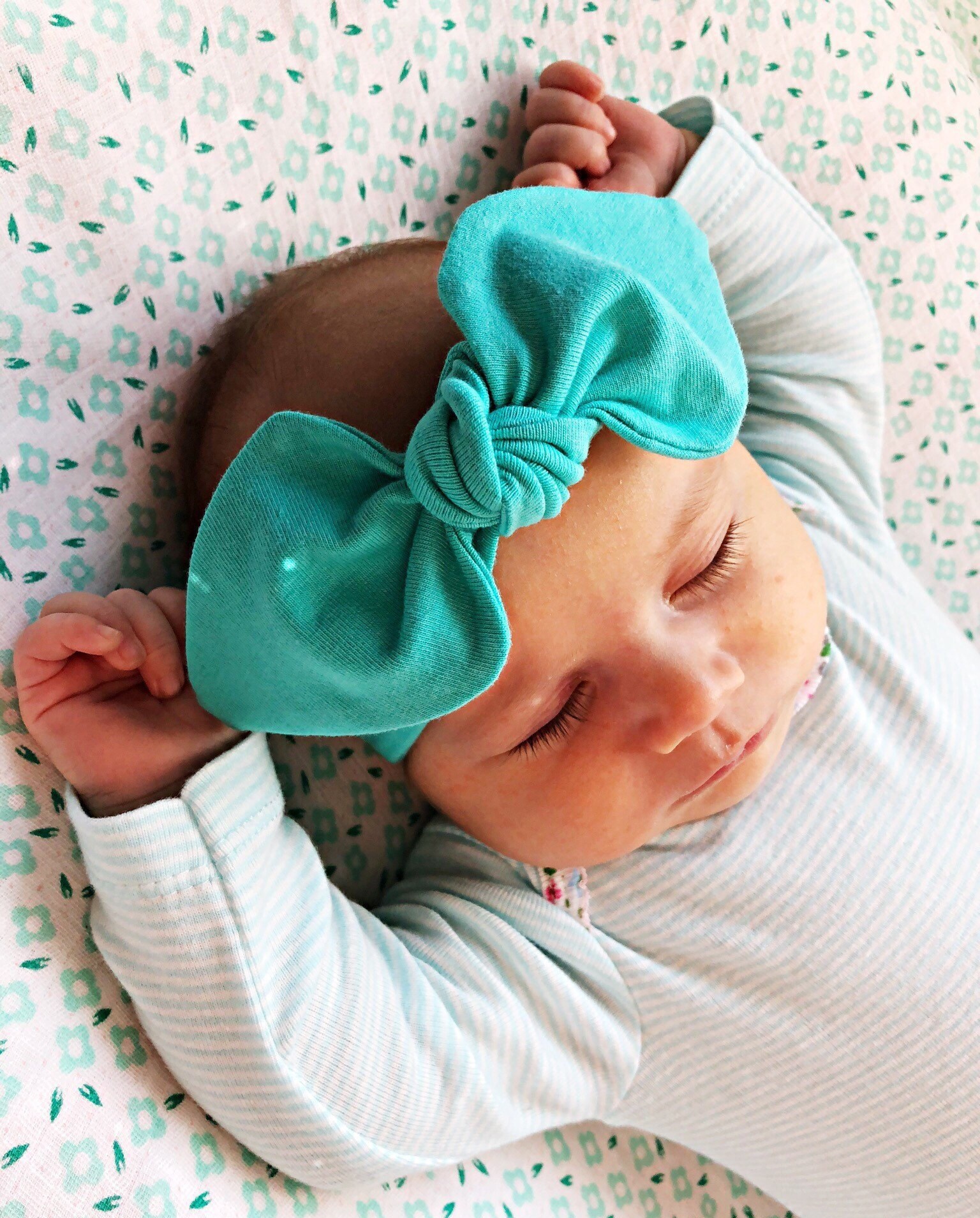 Top-Knot Stirnband/Grün Mint Baby, Kleinkind, Mädchen, Erwachsene Geknotetes Headwrap Grünes von DudisDesign