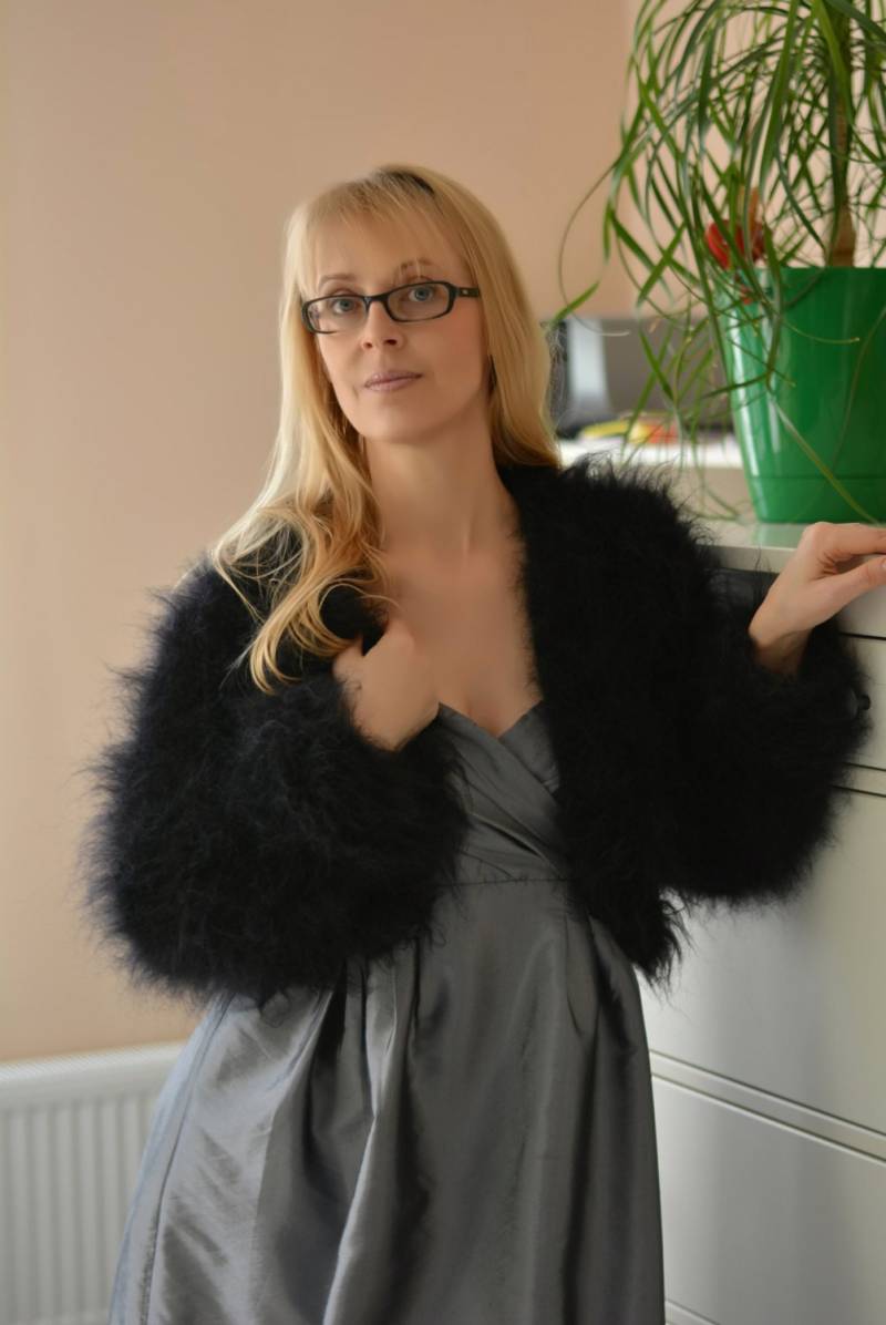 Bereit Hand Gestrickter Mohair Bolero Handgestrickter Pullover Shrug Gestrickte Abgeschnittene Jacke Fuzzy Schwarz Abgeschnittener von Dukyana