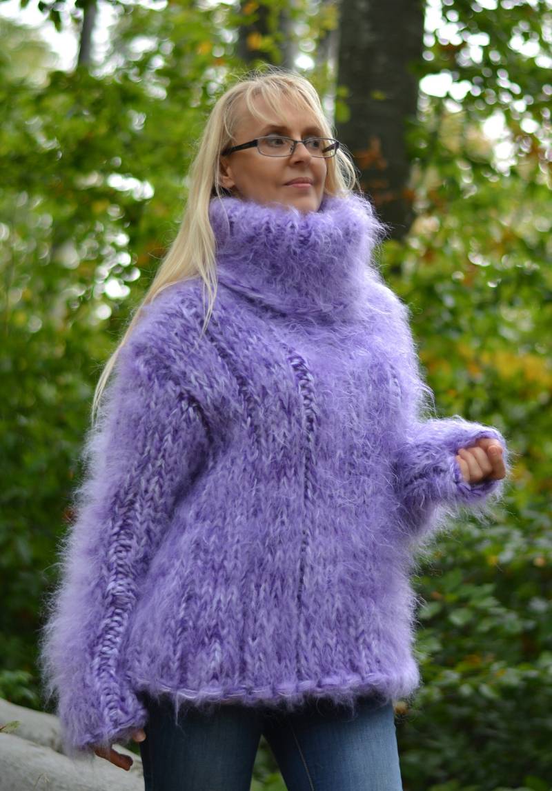 Handgefertigter Mohairpullover Handgestrickter Grobstrick Pullover Fuzzy Tneck Weicher Großer Maschenpullover Unisex Warm Von Dukyana von Dukyana
