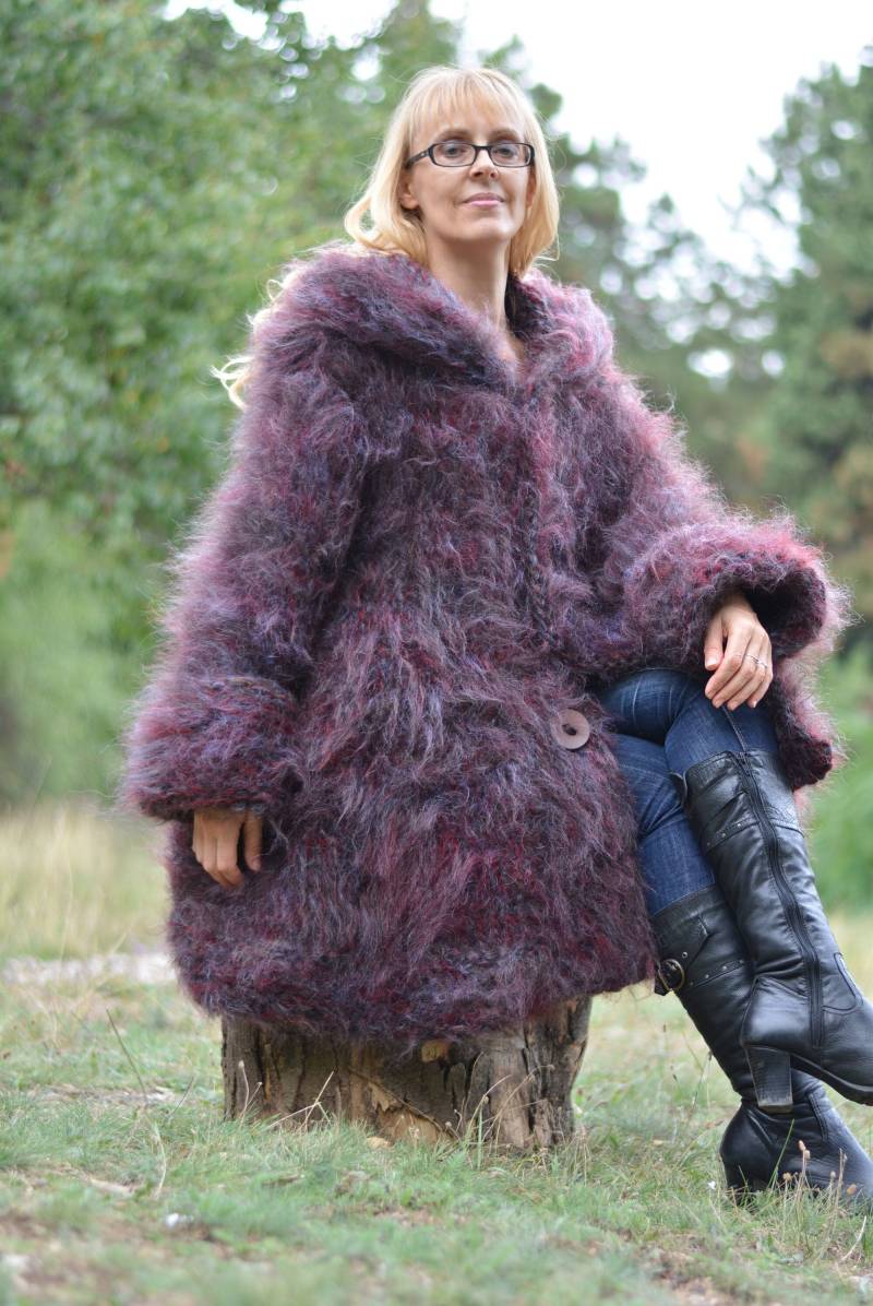 Handgestrickter Mohairmantel Grobstrick Mohair Cardigan Handarbeit Hoody Fuzzy Dicke Mohairjacke Ausgestellter Mantel Bulky von Dukyana
