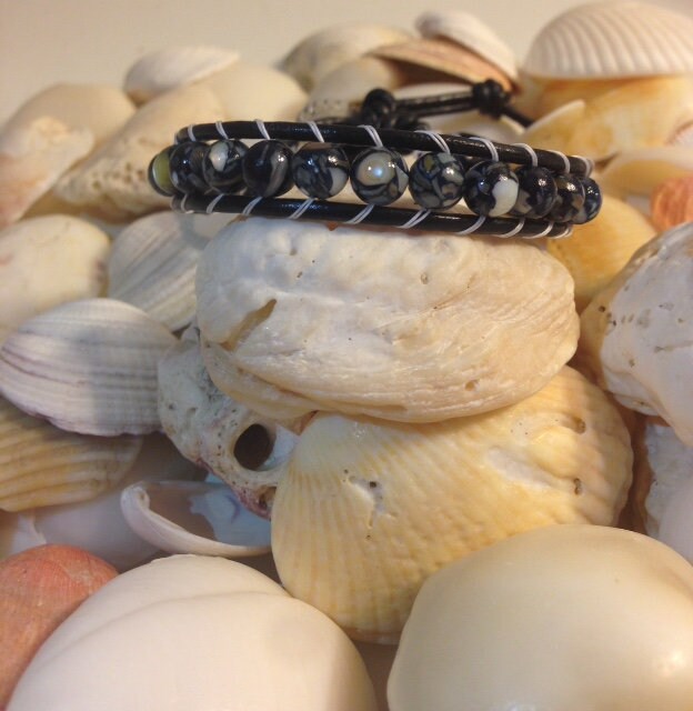 Einzel-Wrap-Perlen-Armband Einzel-Wrap-Perlen-Armband von DulayzBracelets
