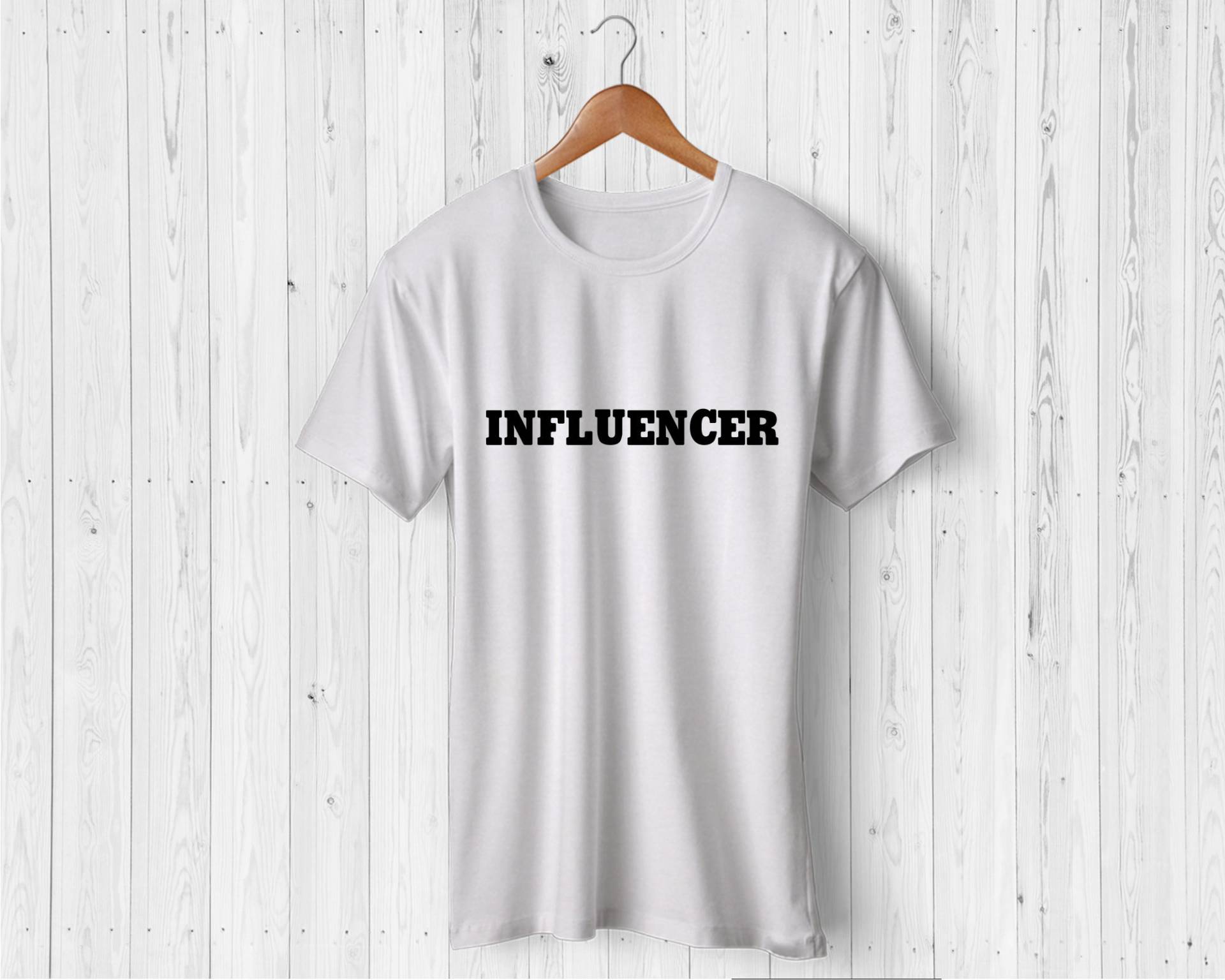 Influencer Tshirt von DunRoaminDesigns
