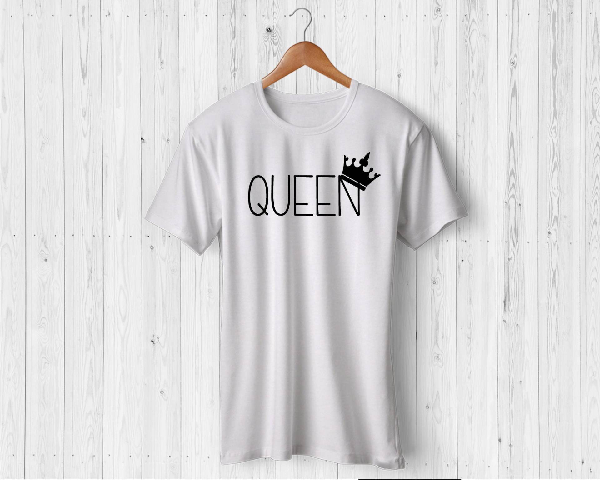 Queen Crown Tshirt von DunRoaminDesigns
