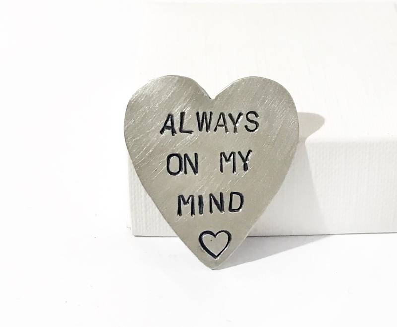 Taschenherz-Token - Immer in Meinem Kopf Personalisierter Metalltoken Benutzerdefinierte Taschenumarmung Abschlussgeschenk Geschenk Für Freunde Für von DuoStef