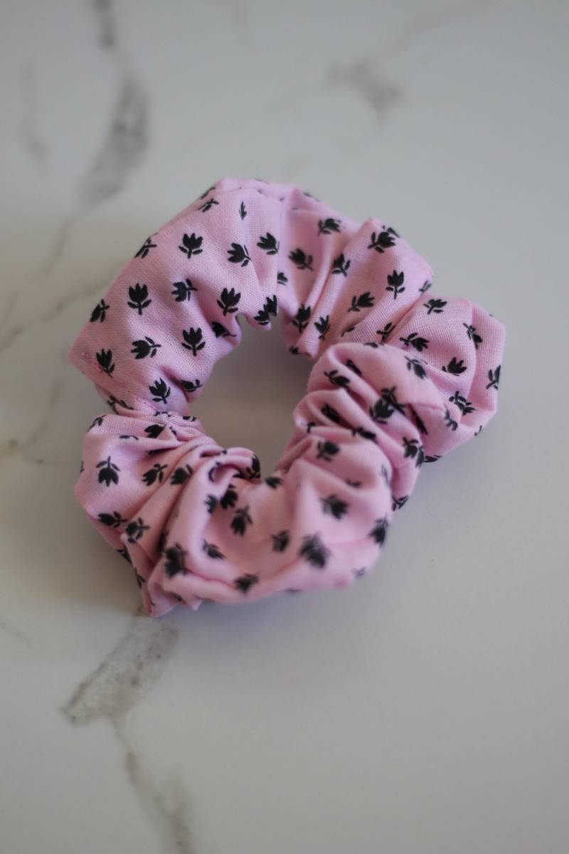 Rosafarbener Scrunchie Aus Baumwolle von DurhamAccessories