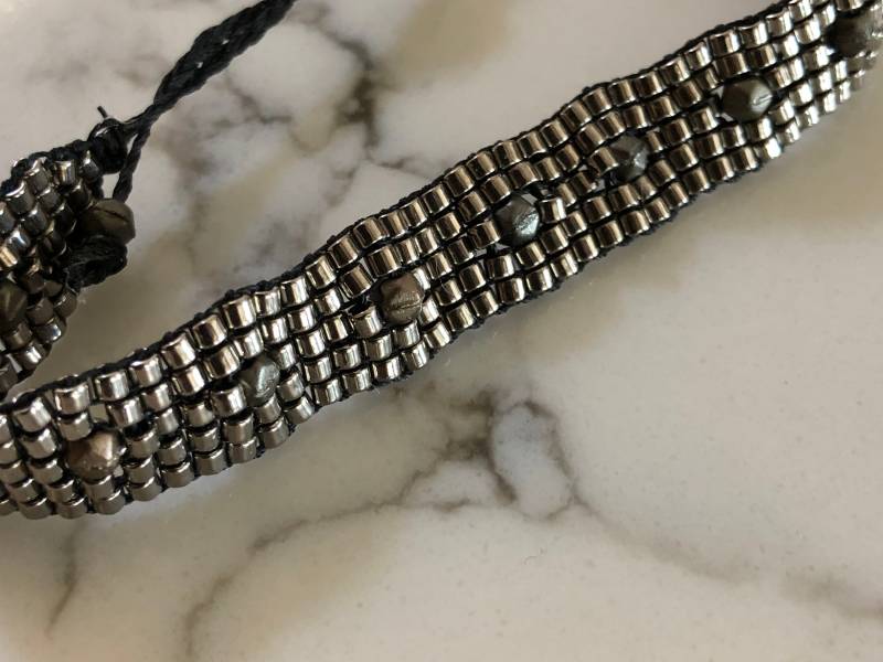 Nervös Boho Silber Und Dunkel Gold Armband von DustAccessories