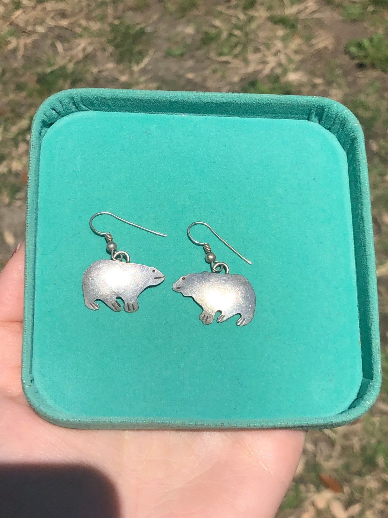Jp-Bär-Ohrringe Aus Sterlingsilber ~ Eisbären Baumelnd Schrullig Primitiver Look Eisbär-Ohrringe Eisbär-Schmuck von DustyFrogs