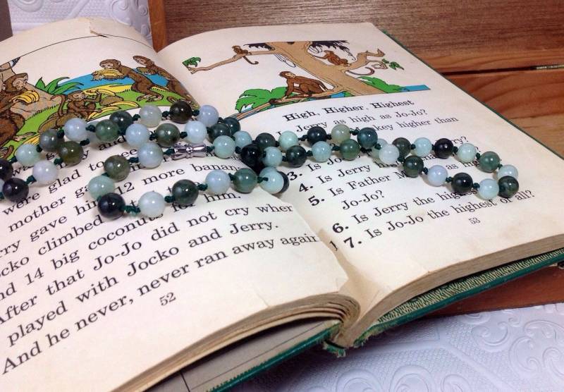 Vintage Jade Handgeknüpfte Halskette Vintage Jade Handgeknüpfte Halskette von DustyGem