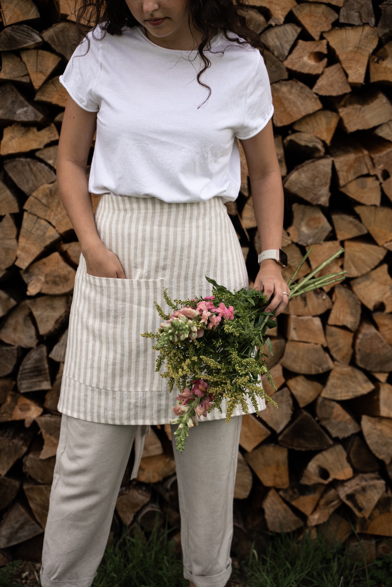Halbschürze Aus Leinen Natürliche Café Schürze Mit Tasche. Unisex Küchenschürze Weichem Für Damen Und Herren. Gewaschene Kurze Bistroschürze Halbschürze Aus Leinen Natürliche Café Schürze Mit Tasche. Unisex Küchenschürze Weichem Für Damen Und Herren. Gewaschene Kurze Bistroschürze von DustyLinen