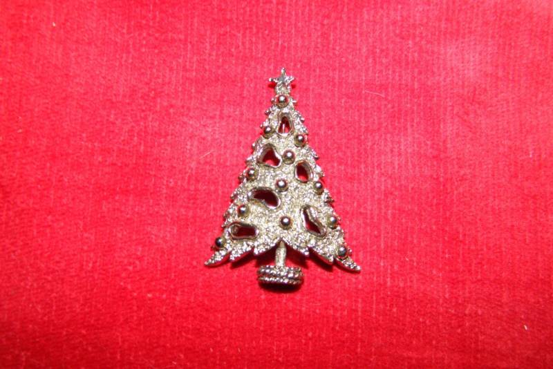 Vintage Art Rhodium Silber Tone Weihnachtsbaum Brosche - Circa 1960 Von Dustymillerantiques Vintage Art Rhodium Silber Tone Weihnachtsbaum Brosche - Circa 1960 Von Dustymillerantiques von DustyMillerAntiques