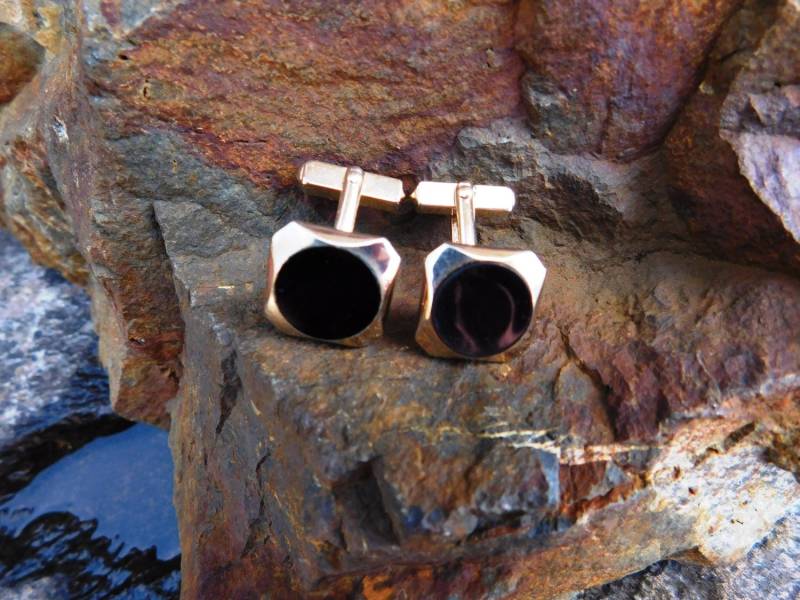 Vintage Swank Gold Ton Onyx Manschettenknöpfe - 1950Er Jahre Von Dustymillerantiques von DustyMillerAntiques