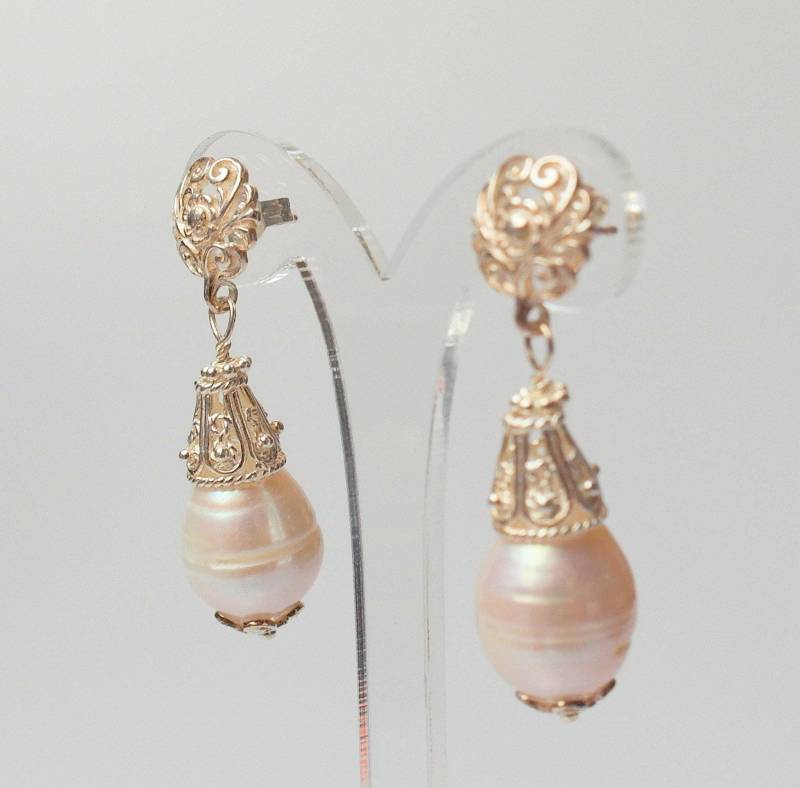 Silber Ohrringe Mit Perle Tropfen Und Große Reich Verzierte Silberperlen Silber Ohrringe Mit Perle Tropfen Und Große Reich Verzierte Silberperlen von DutchCreativity