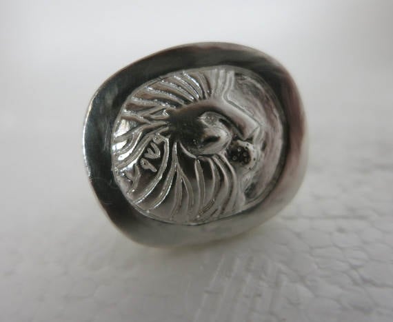012 Sterling Silber Löwe Ring Mit Paleo Hebräisch "Yeshua" in Seiner Mähne 012 Sterling Silber Löwe Ring Mit Paleo Hebräisch "Yeshua" in Seiner Mähne von DvoraJewelry
