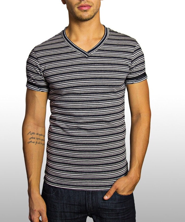 Sale Schwarz Indigo Silber Multi Striped Banded Herren T-Shirt von DwyneWickliffeDesign