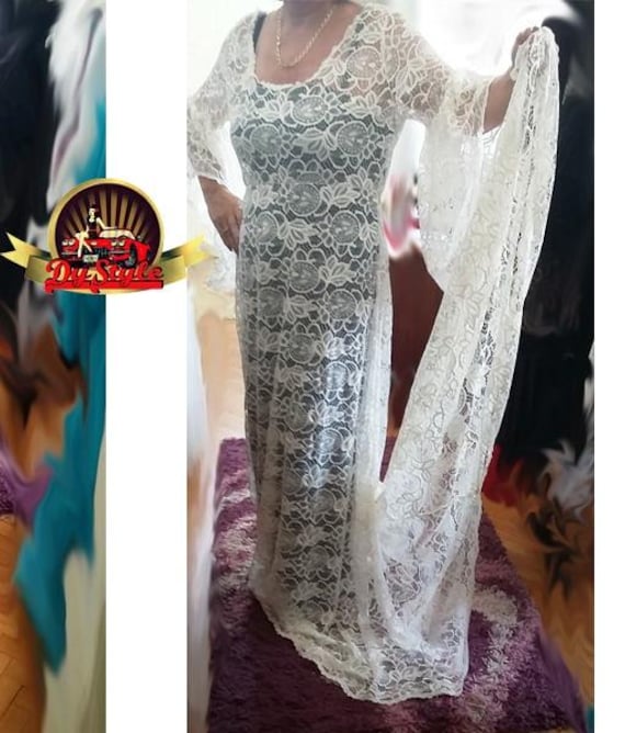 Mittelalterliches Elfenbein-Hochzeits-Spitzenkleid, Renaissance-Kleid in Übergröße, Plus-Size-Kleid, Strandhochzeitskleid von DyStyle