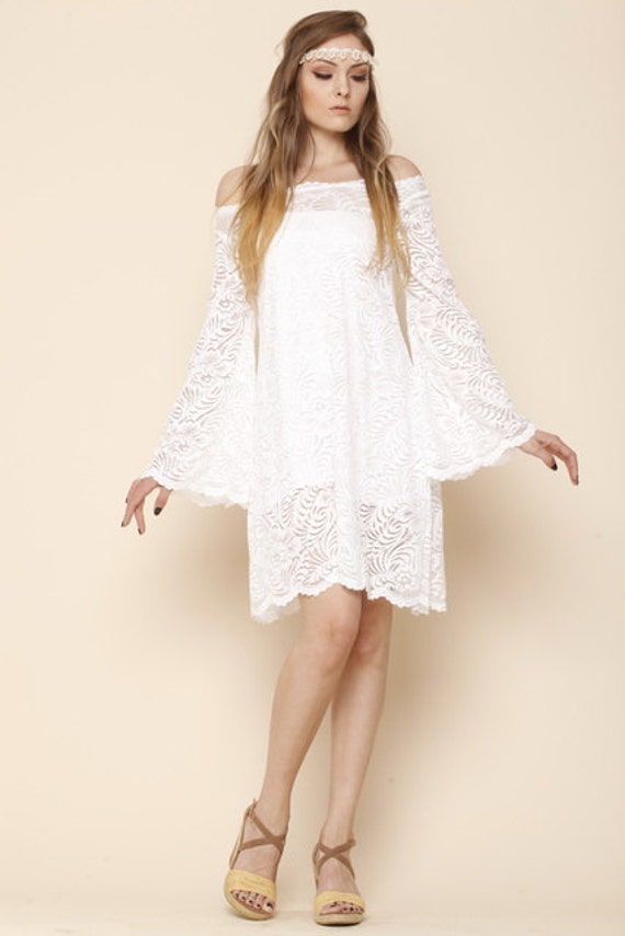 Off-Shoulder Brautkleid Aus Spitze, 70Er Jahre Boho Mit Schlagärmel von DyStyle