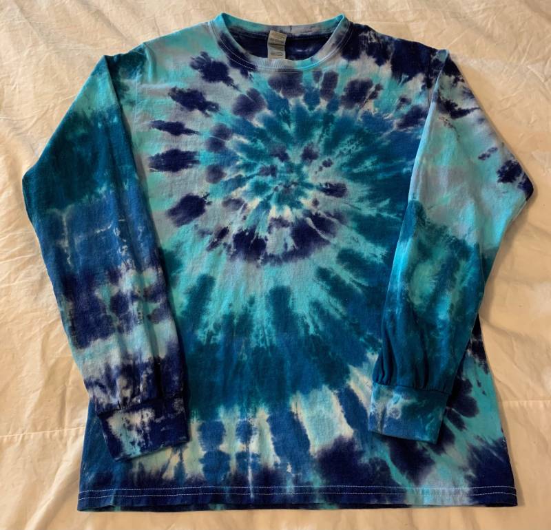 Unisex S | S Individuelle Handarbeit Langarm Tie-Dye Blue Swirl von DyeingForDollars