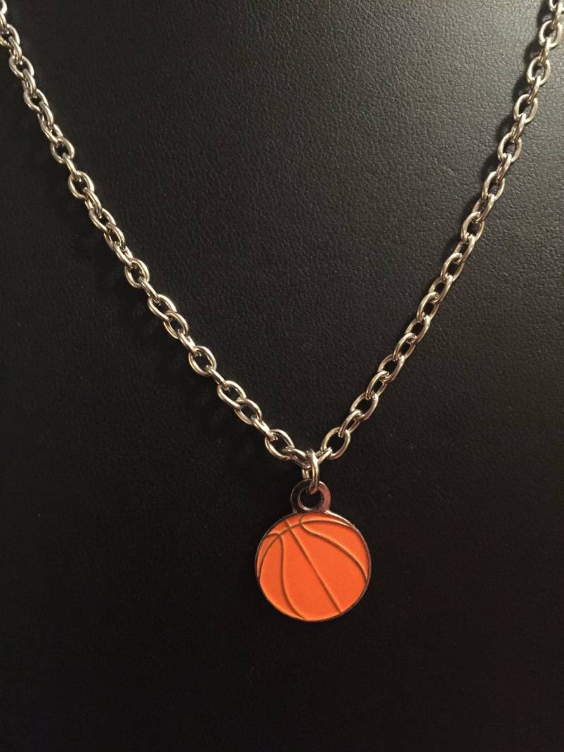 Basketball-Halskette Basketball-Halskette von DzignzBySharon
