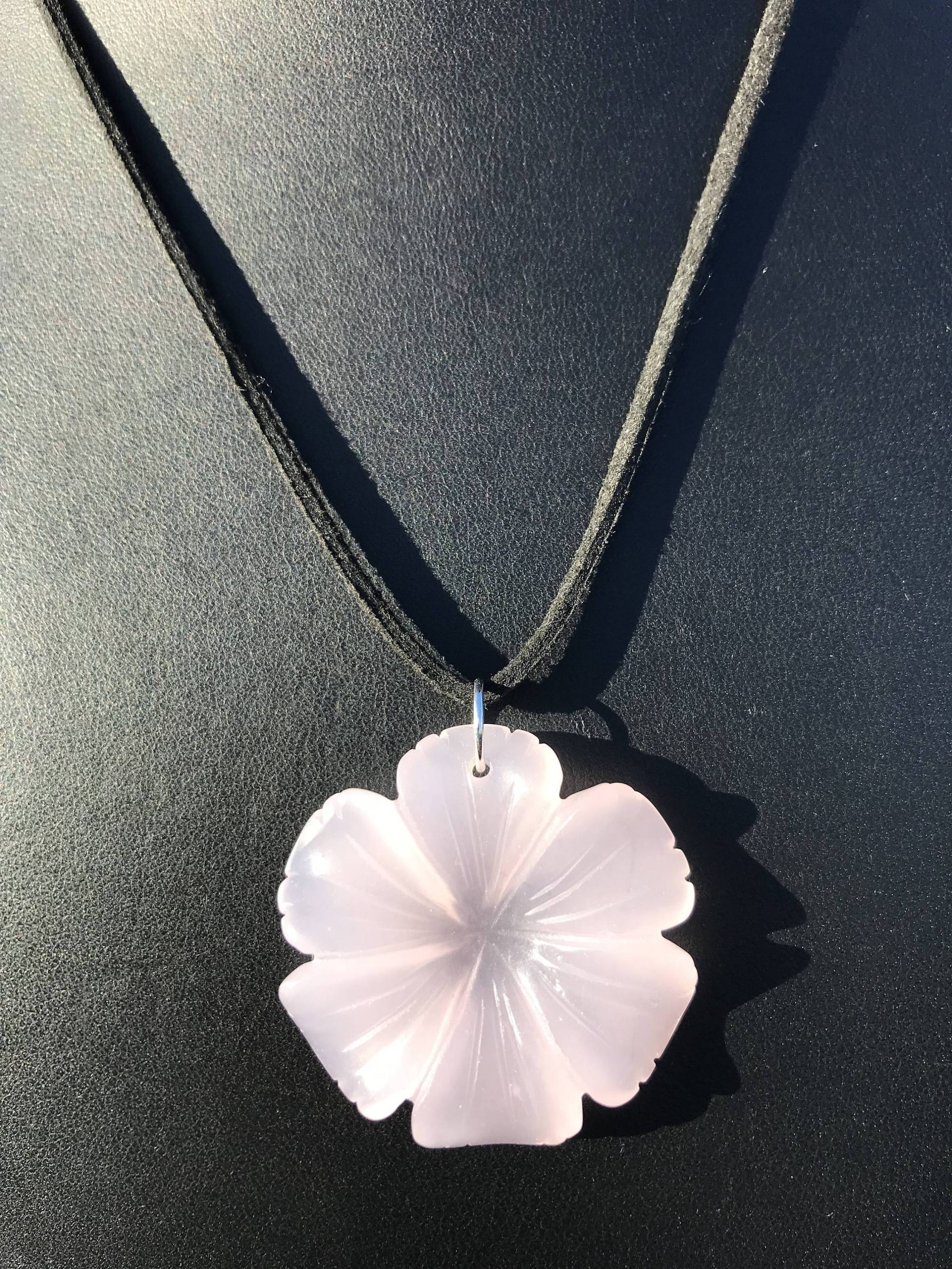 Glasblumen Kette Glasblumen Kette von DzignzBySharon