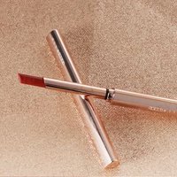 E.L.G - Small Tube Kissable Lipstick 06 Orange von E.L.G