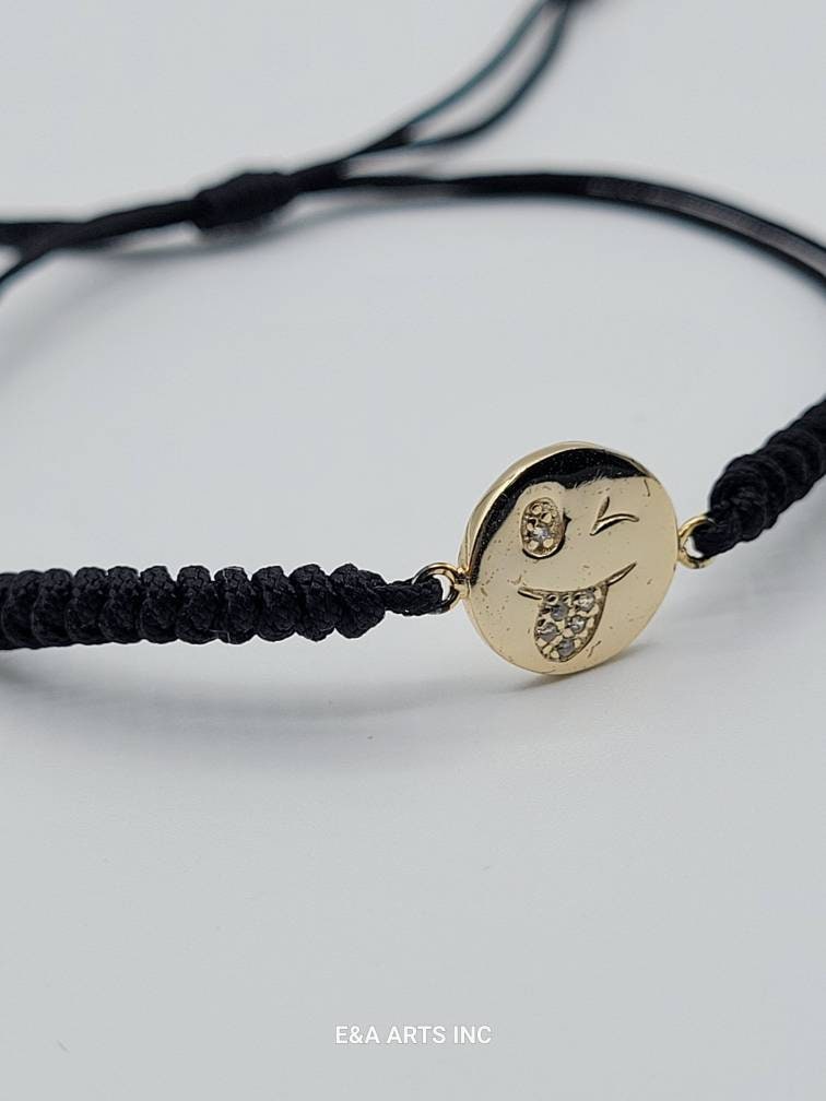 Happy Face Gold Sterling Silber 925 Armband Red String von EAARTSINC
