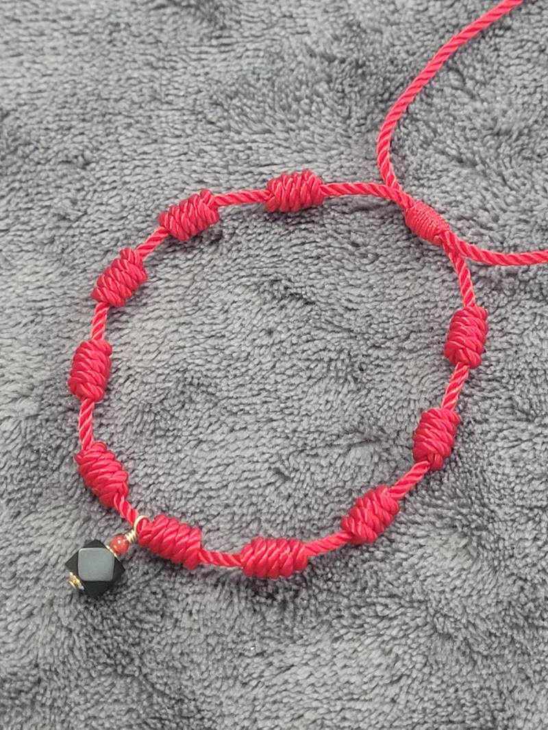 Rotes Armband Für Frau Und Mann Einstellbar Schutz Mit Azabache Rotes Armband Für Frau Und Mann Einstellbar Schutz Mit Azabache von EAARTSINC