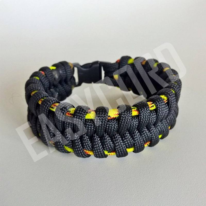 Easycord Paracord Armband Fishtail Schwarz Und Explosionsfarben Easycord Paracord Armband Fishtail Schwarz Und Explosionsfarben von EASYCORD