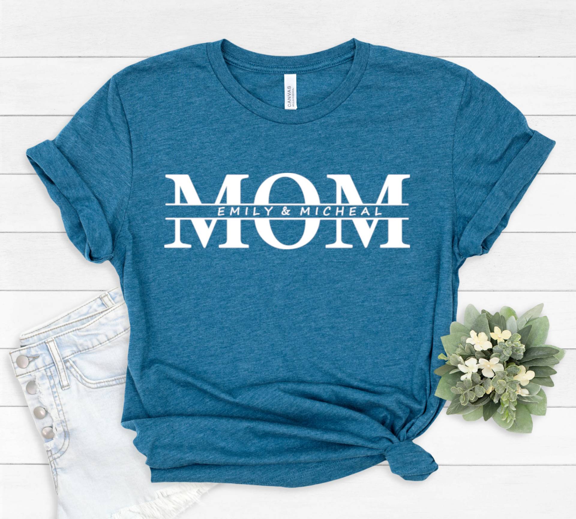 Benutzerdefinierte Mom Shirt Mit Kindernamen, Personalisierte Shirt, Muttertag Benutzerdefinierte Kindernamen Geschenk Für Mama von EBBADesignUS