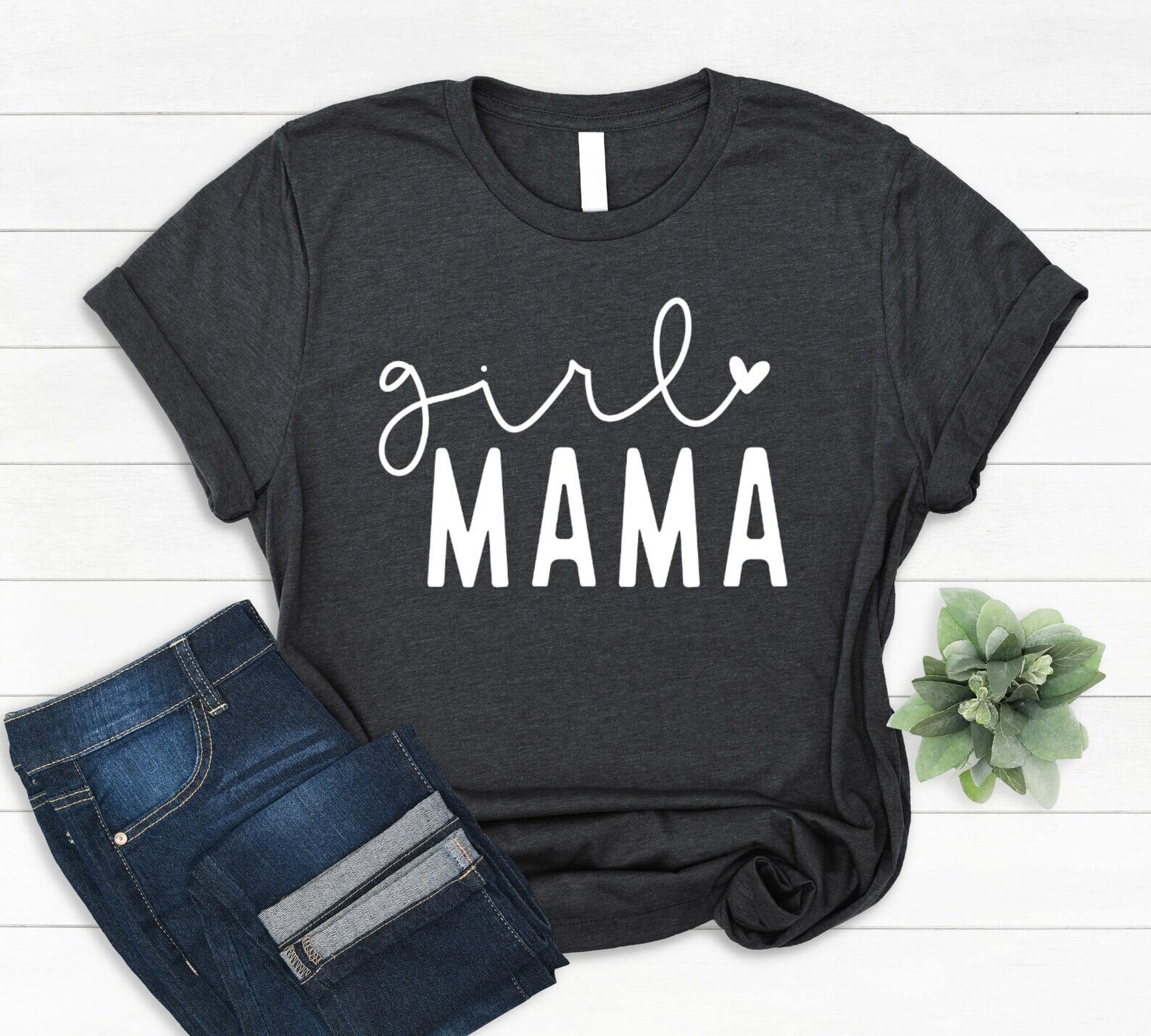Mädchen Mama Shirt, Muttertag Geschenk Für Mama, Der Süßes Zukünftige Tochter T-Shirt von EBBADesignUS