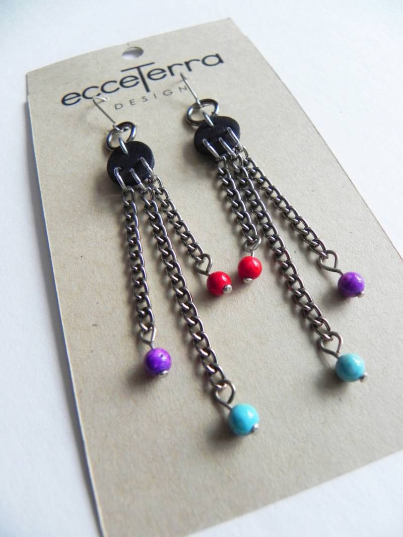 Handgefertigte Ohrringe - Dreifarbige Perlen & Ketten Handgefertigte Ohrringe - Dreifarbige Perlen & Ketten von ECCETERRAdesign
