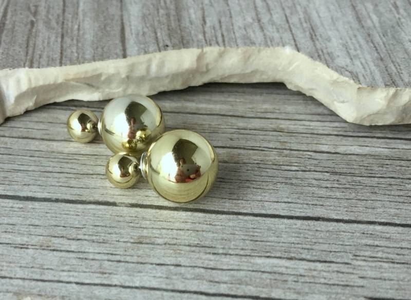 Double Ended Gold Aussage Ohrringe, Gold-Kugel-Ohrstecker, Moderne Ohrringe Zurück Nach Vorne Geschenk Für Ihre Täglichen von ECStudioCreations