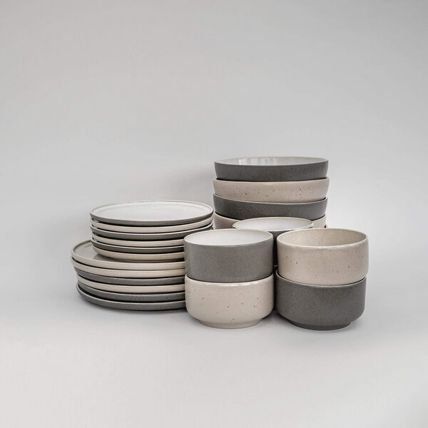 EDDA stoneware Mehrteiliges Geschirr Set Mixed - Beige & Grau aus Steingut (handgemacht) von EDDA stoneware