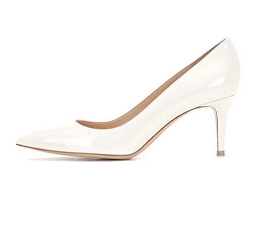 EDEFS Damen Slip On Pumps mit 6cm Kittenabsatz Geschlossener Spitzenzehen Lackleder für Brautberuf & Feiern Weiß EU37 von EDEFS