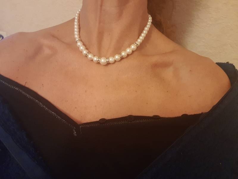 Gefälschte Perlen Collier Gefälschte Perlen Collier von EDNASOLO