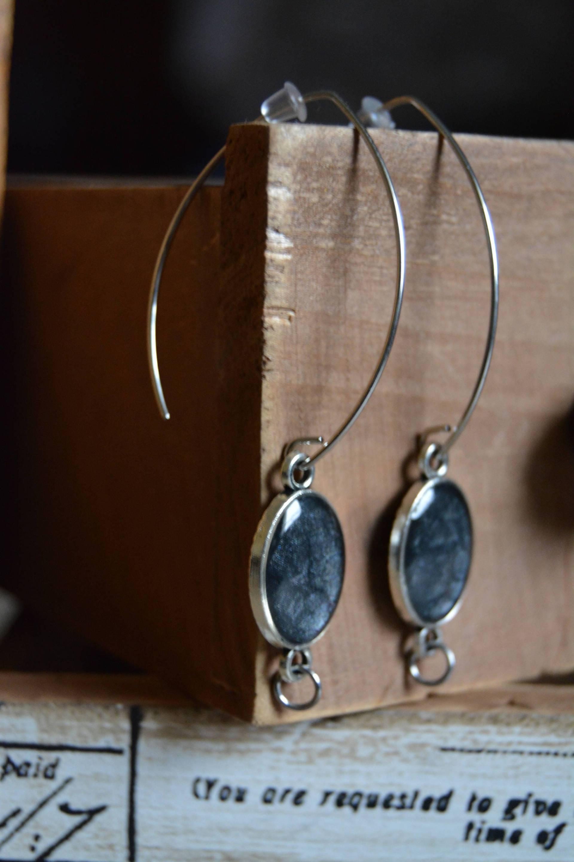 Silberohrringe Durchgehende Ohrringe Schwarze Ebenholzschwarze Baumelnde von EGIOVANNONIcreations