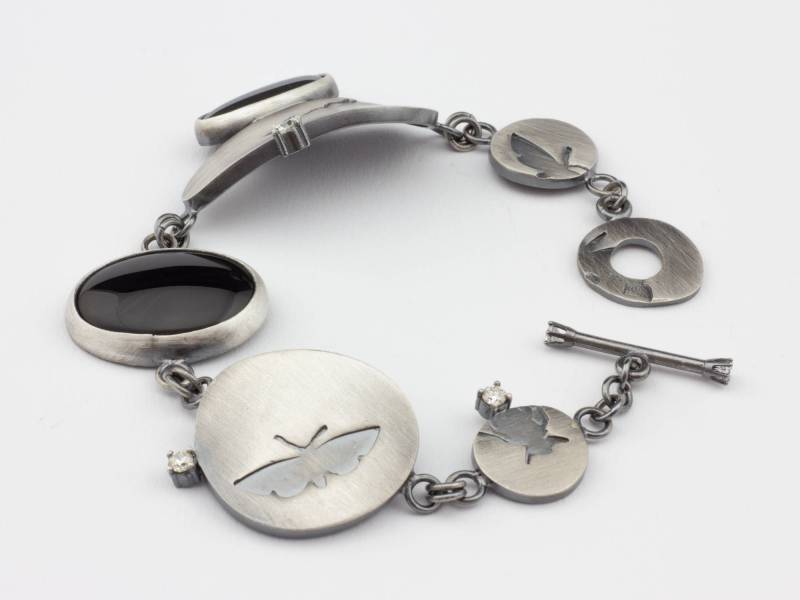 Armkette 925 Sterling Silber Designerschmuck Onyx Hämatit Schmetterling Armband Armschmuck Eisrose Manufaktur Handmade Handgefertigt Schwarz von EISROSE