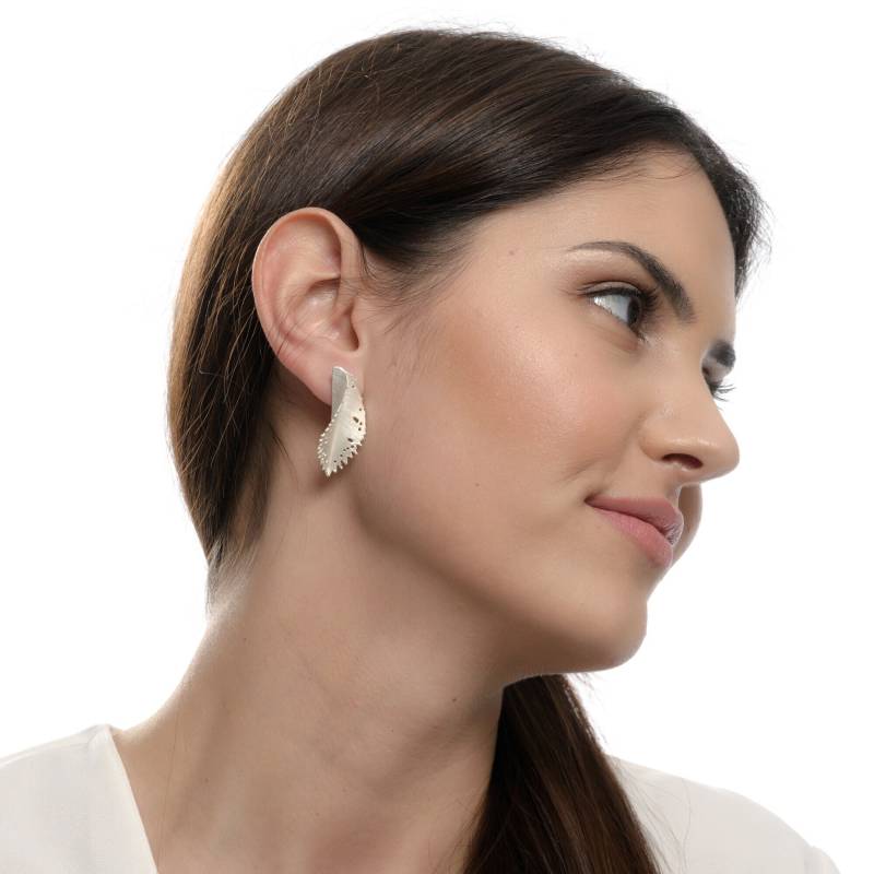 Ohrstecker Silber Blatt Statement Ohrringe Silberschmuck Goldschmiedearbeiten Moderner Handgefertigter Ausgefallener Schmuck von EISROSE