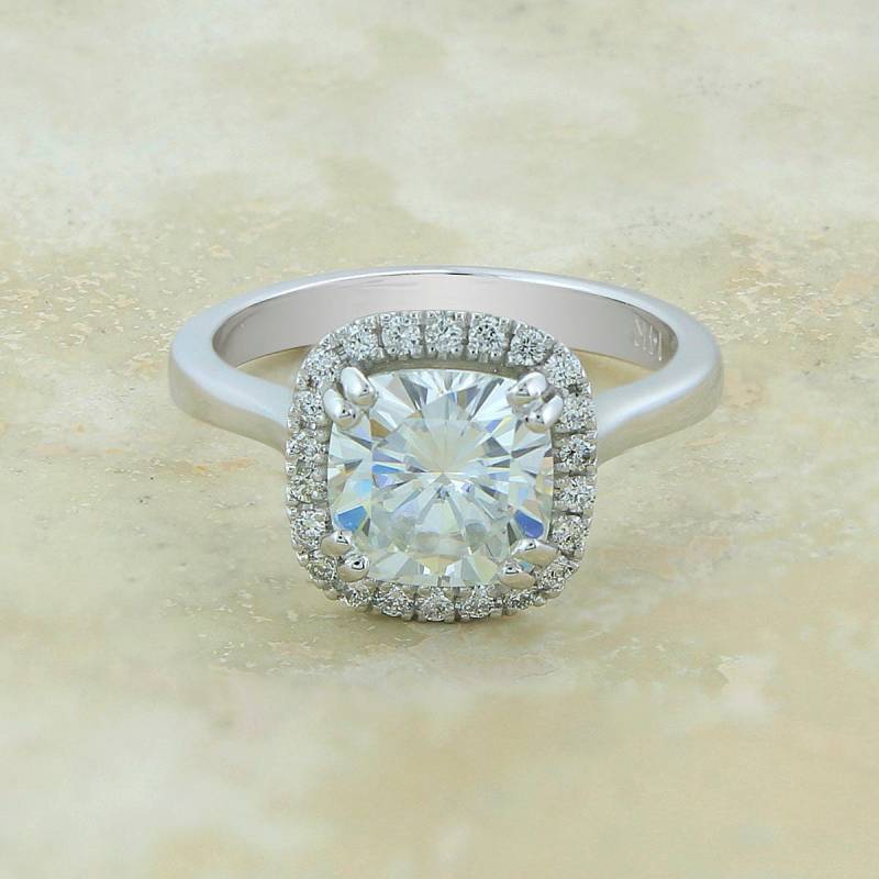 Moissanite Verlobungsring/Kissen Geschnitten Halo Neo 14K Gold Moissanite Verlobungsring/Kissen Geschnitten Halo Neo 14K Gold von EJCOLLECTIONS