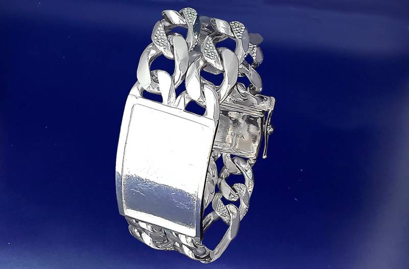 111 Gramm Schweres Massives Sterling Silber Double 2 Row Figaro Link Nugget Style Id Armband Handmade in Usa 8, 5 Zoll von EJewelryPlus